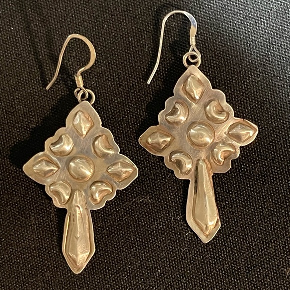 SOLD…..Navajo Sterling Earrings - Picture 5 of 5